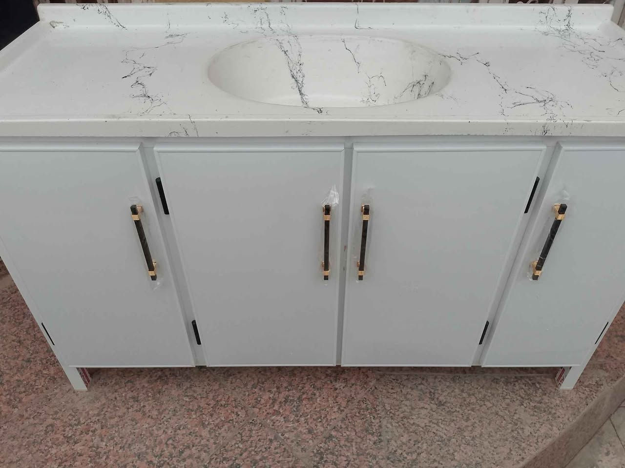 مترونص جديد مبطن الابواب طبقتين 190الف توصيل موجود جميع مناطق البصره حجز وتساب *********** البصرة, العراق
