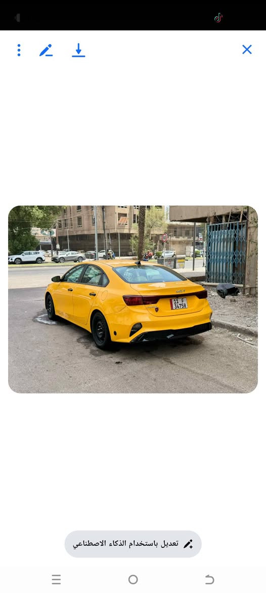 السلام عليكم من رخصة لادمن كيا فورتي مديل ٢٤ ماشيه ٤٧ الف سياره جديدة مدوشمه عام سياره مكفولة كفاله عام من كير مكينه على السونار تخم تاير هونكوك مكانه السياره مدينه الصدر) ***********
