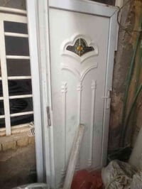 باب للبيع سعره 30الف 07804019817