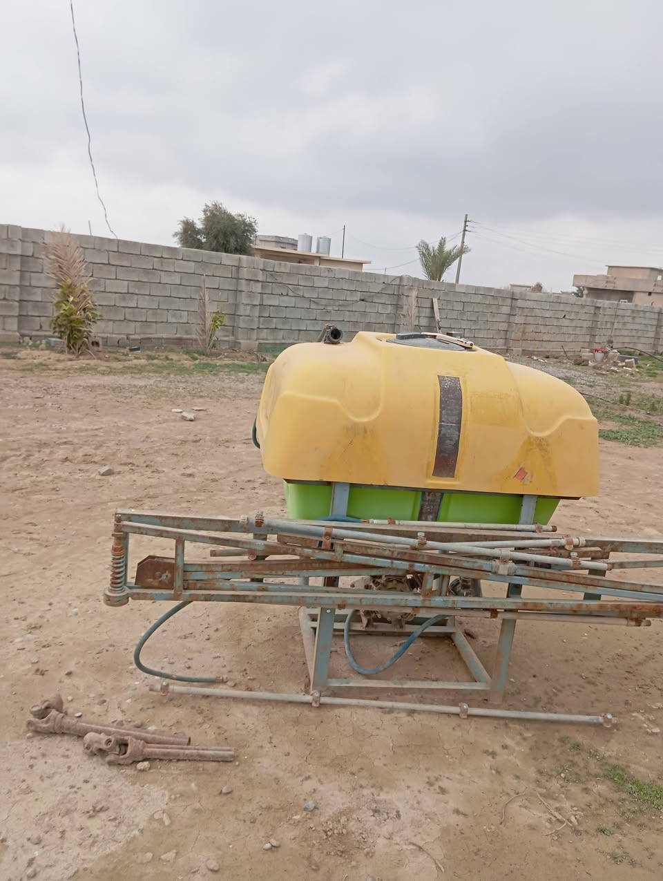 هولد للبيع ايعوزو اشويه ترتيبات للاستفسار ***********
