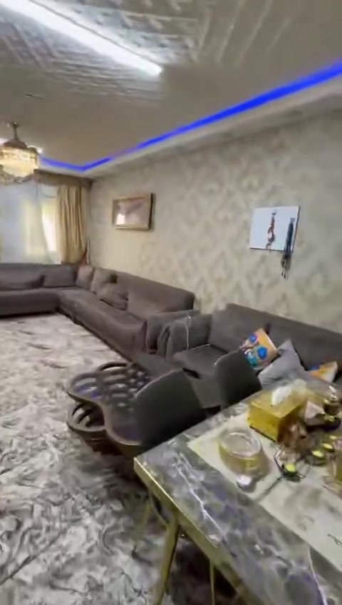 شقه للبيع مساحة140شرقي مؤثثه مجمع  A3 
طابق 4 مدفوعة الثمن 
السعر 162 مليون 
***********
