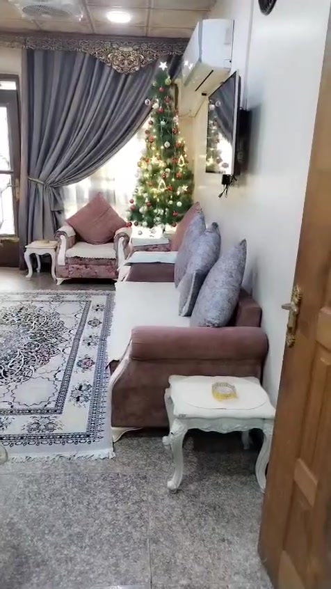 عندي تخم تركي عشر مقاعد ويا ميز وطبلات ماخذته مليون و١٥٩ وداريده ٧٥٠ويا الميز والطبلات اذا شراي ادخلي عالخاص


**إذا كنت صاحب هذا الإعلان وتريد حذفه لأي سبب، رجاءا أرسل رسالة إلى الدعم الفني**