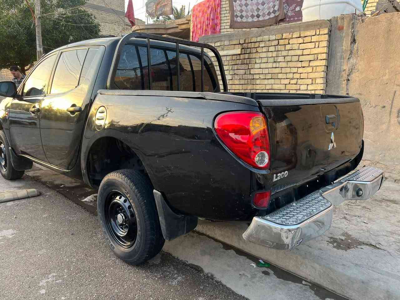 سلام عليكم بيكم للبيع ادوات ادوات 
2007 مكينه بطه السياره جاهزه ما بيها اي نقص 
مكان بغداد 
السعر 47.  بيها مجال 
رقم ***********
