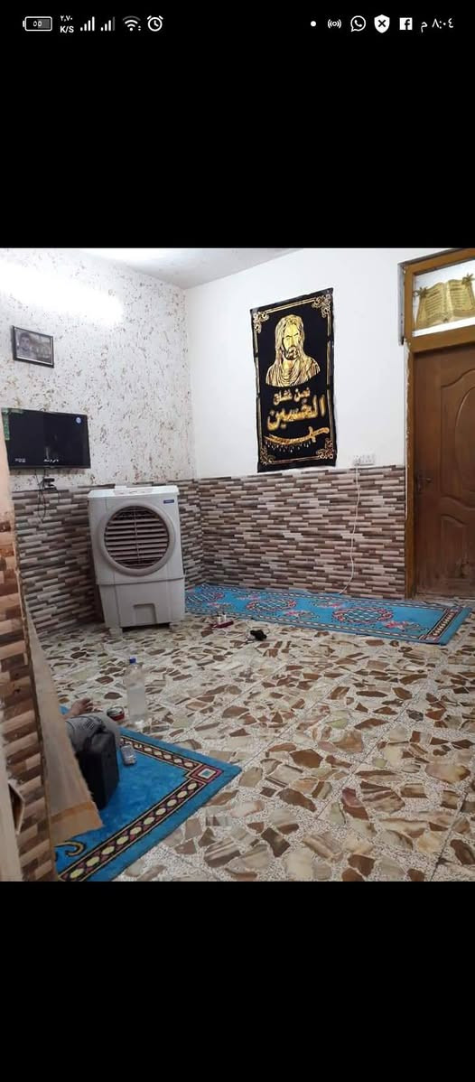 بيت للبيع 40م حي تونس زراعي إقرار 25 بيت سعيد طابق ارضي استقبال وخدمات طابق الثاني غرفة نوم وحمام وترك طابق الثالث بيتونه وسطح كهرباء ومجاري منطقة نقرنص. السعر 95 مليون..تلفون *********** ابو محمد..
