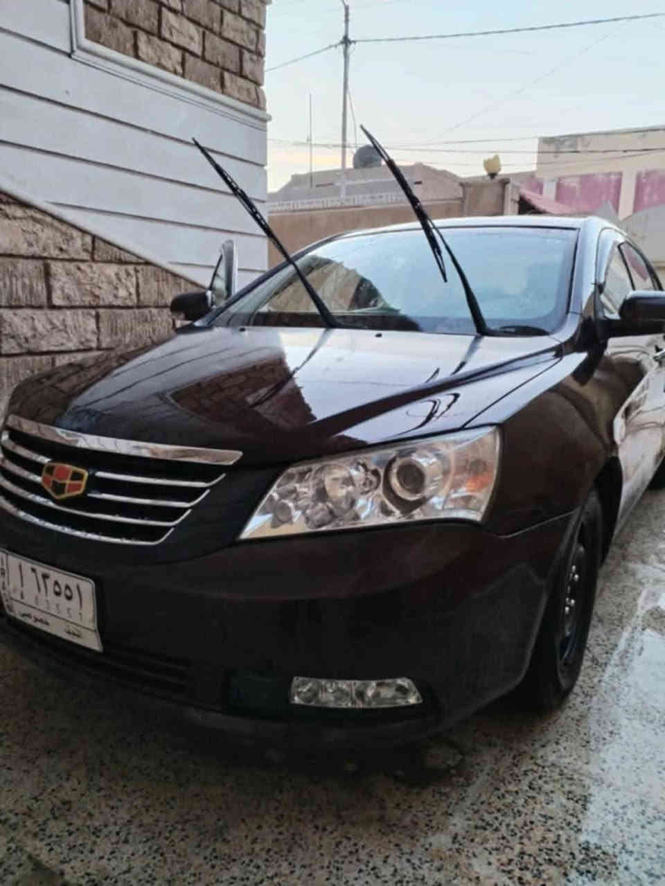 السلام عليكم جيلي امكراند موديل 2014رقم نجف سنويه جديده سياره مكفوله كفاله بس محولبه محرك كير جديد بشرط لا تنقيص لا صرف سياره جديده زنون عالي ناصي تخم بلاديات زنون اصليات التفاصيل بعد من غير ذني الشراي يتصل عل رقم الهاتف ‏‪***********
