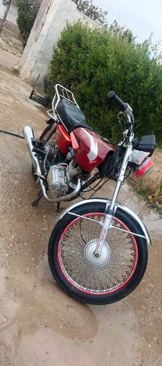 دراجه اربعه كير بدون أوراق مكفوله سعر ٢٥٠ وبيها مجال 
ديالى  الشراي يتصل *********** 
***********
