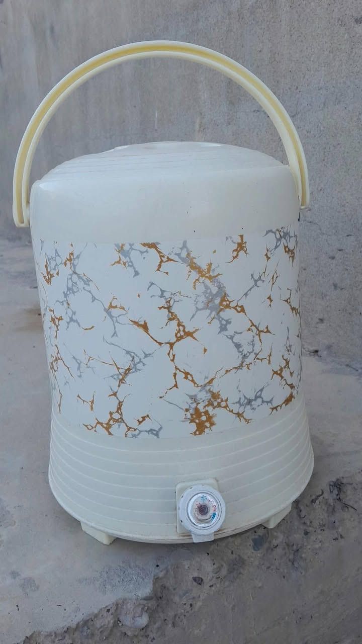 هەمووی هی یەک ماڵە


**إذا كنت صاحب هذا الإعلان وتريد حذفه لأي سبب، رجاءا أرسل رسالة إلى الدعم الفني**