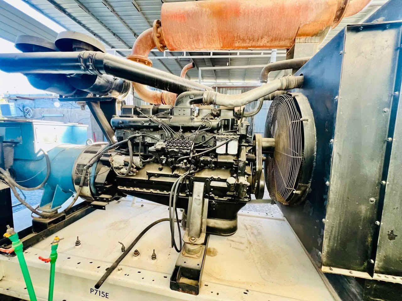 لكثرة الوعود الكاذبة مولدة فالفو D16 سيت بلاد مكينة ما مفتوحة بية خيط بخار بدون تنقيص راس توليد 400 شرط ما مفتوح راديتر چببرة  برودكت كامل فول كهرباء شاصي كبير بس شايلين الكتم شرط الحمل وشرط بدون تنقيص 
مكاني كربلاء حي النصر السعر  120
عباس الصالحي 
***********
***********
