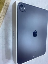 آيباد برو M4 • ٢٥٦ • ضمان