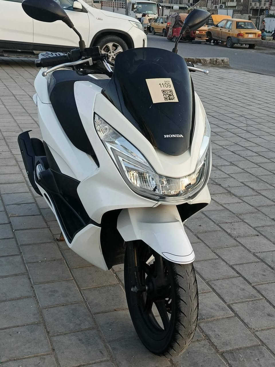 سلام عليكم بي سي إكس جيل الثاني
ياباني جي إف مكفولة كفاله عامه
ماشيه 21الف حساس زدحام ستان كهربائي
سكن بغداد حي النصر ***********
