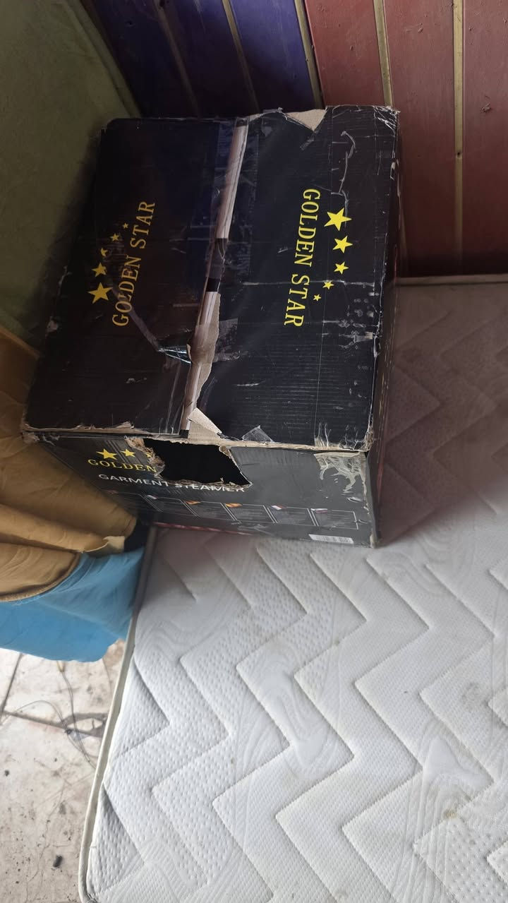 من رخصه الأدمن أوتي بخار النجمه الذهبية الماني الصناعه تصفيه بضاعة سعره ٦٠الف الشراي يتصل *********** ***********
