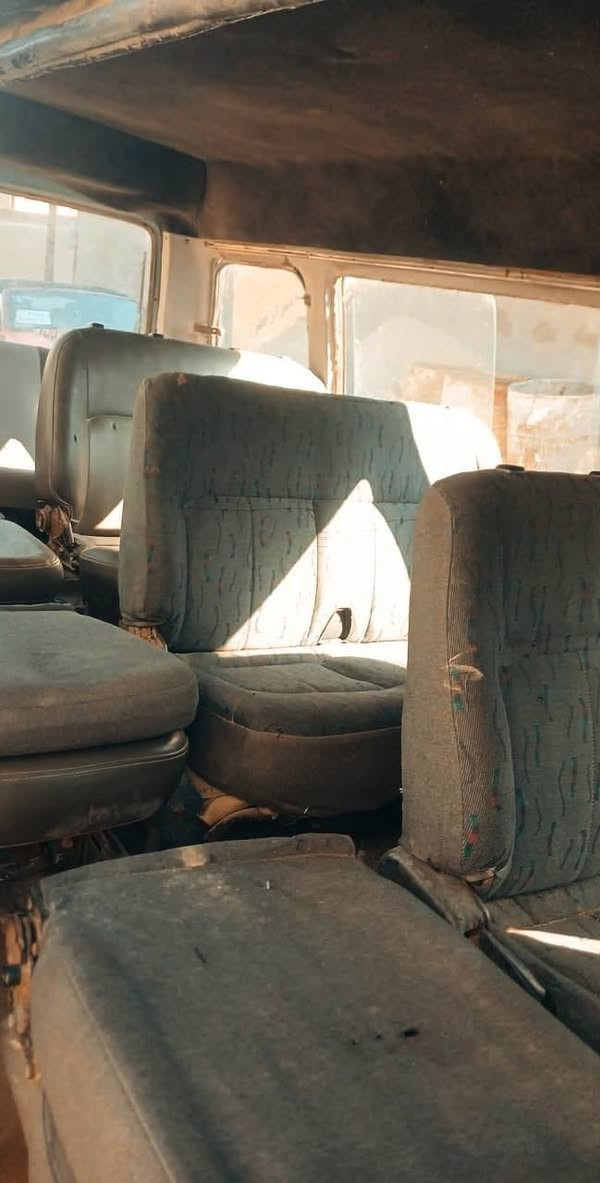 كيه اسيا موديل 1995 رقم انكليزي نجف متجدده لسنه 2029 بشهر ال11 سياره مجفته قبل شهر خير من الله اكسل وكير ومكينه خير من الله وتخم تايرات جدد وباتري  وكهربائيات  وحداديه عوزه دوشمه ارضيه والسياره باسمي واني من بابل ومصفره هيئه وغرامات متواجد على الرقم ‏‪0780 127 2438‬‏
