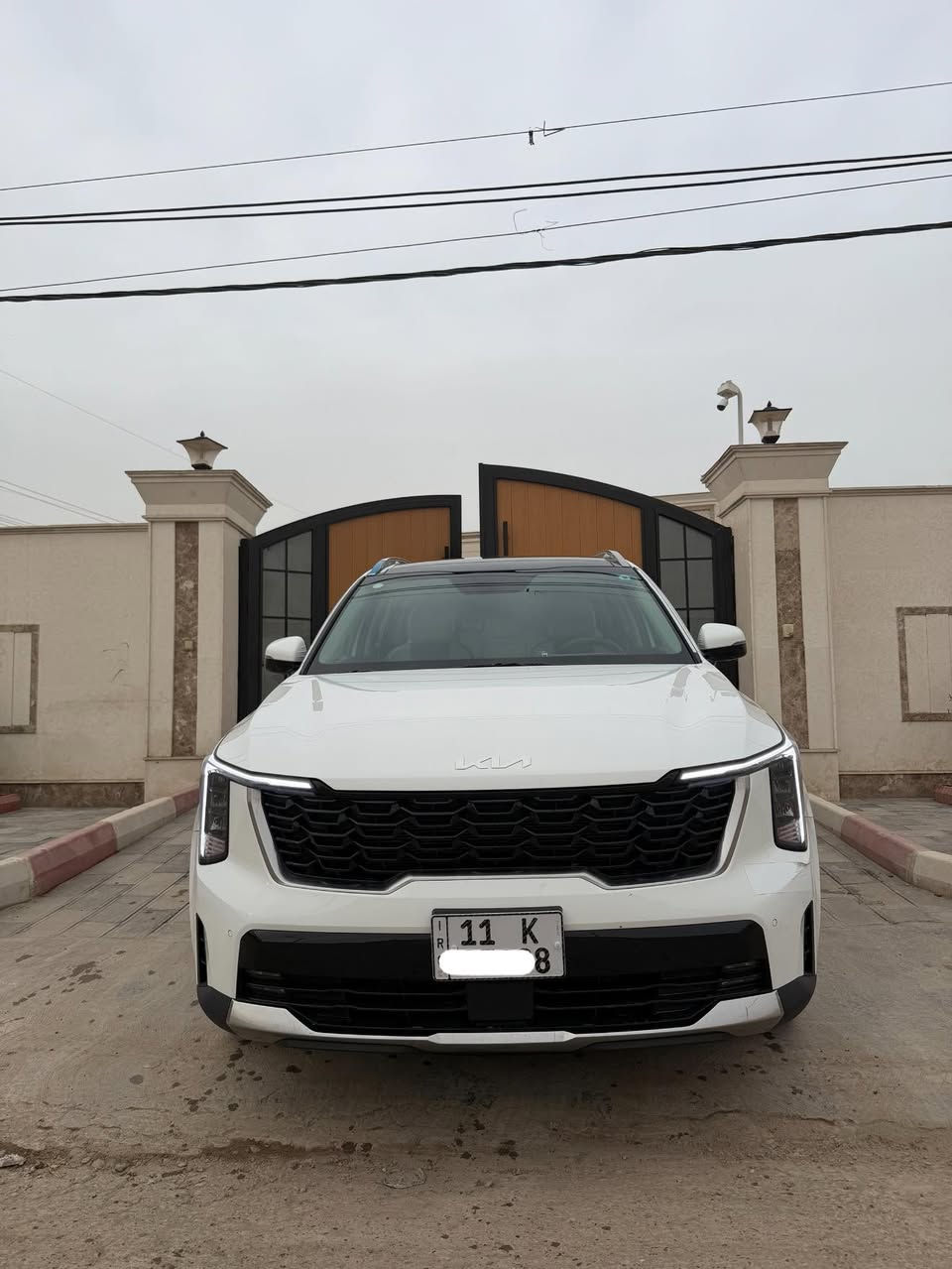 السلام عليكم سورنتو 2025فول كفاله عامه ماشيه 12الف الموصفات بلصورالسعر325ورقه بثلاثة شدات و25)***********
