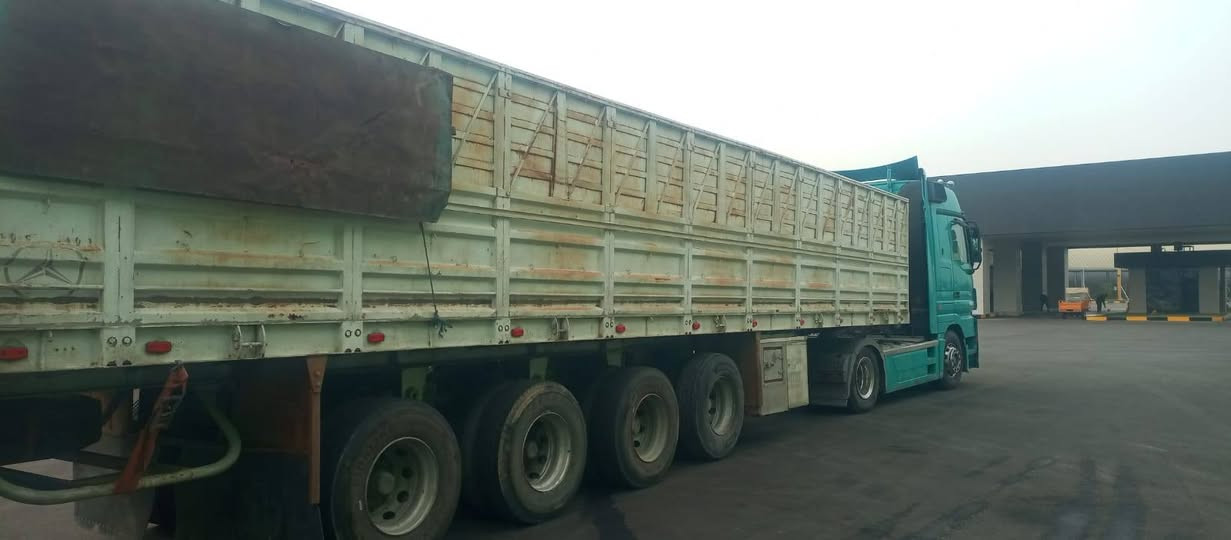 سلام عليكم عربانه حداديه 4محاور البيع***********
