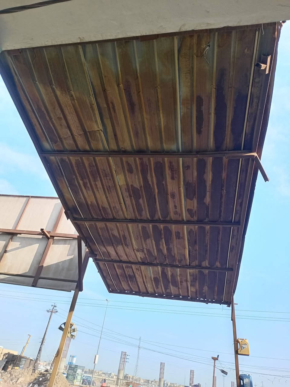 سقيفا حديد تسكام للبيع
الطول 6متر
والعرض 3

للاستفسار ***********
