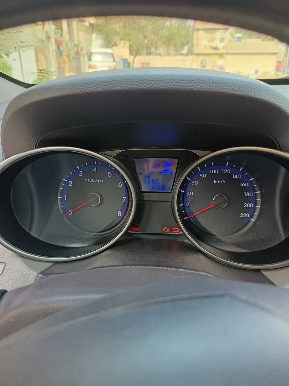 سلام عليكم توسان 2010 خليجي بدون حادث تدفه تبريد شغال سونر موجود موضح باقي التفاصيل مكاني بغداد مدينه الصدر للاستفسار ***********
