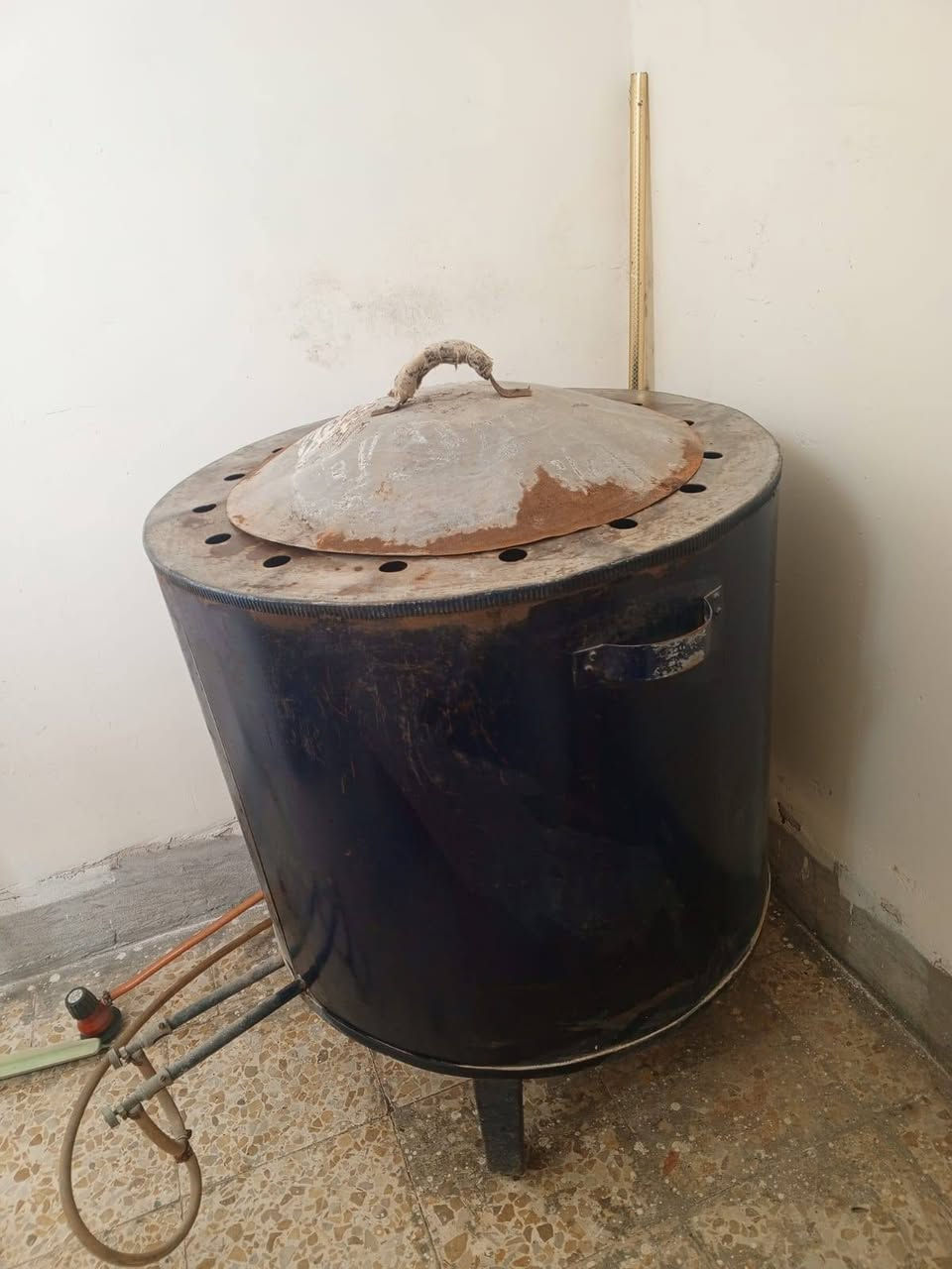 تنور حجم كبير وتكمه وياء صونده ومنضم وشرط اي عيب مابي
السعر ٤٥قفل 
مكان حي العسكري


**إذا كنت صاحب هذا الإعلان وتريد حذفه لأي سبب، رجاءا أرسل رسالة إلى الدعم الفني**