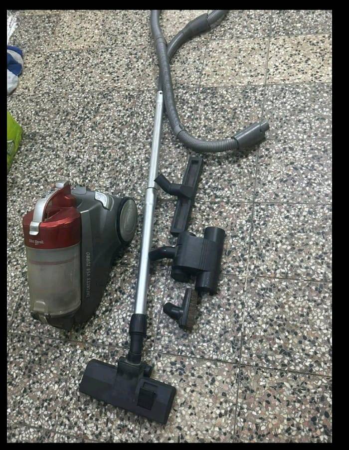 السلام عليكم 
للبيع غراض منزلية اسعار مناسبة 
1- مخاد درجة اولى جديدة
2-مكنسة كهربائيه ألمانية جديدة
3- راوتر 
4- ثريات جديدة كريستال 
5- برميل نفط 
6- تخم رئاسي صاج 10مقاعد
للبيع مستعجل سعر خاص 
العنوان بغداد الحرية 
***********
يوجد واتساب