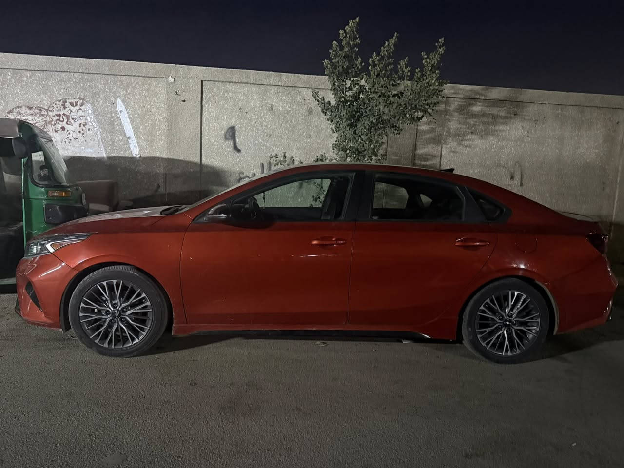 سلام وعليكم كيا فورتي جيتي لاين بدون حدث مديل 23سياه جاهزه فتحه بصمة سعر175وبيه مجال علوان مدينه صدر رقم ***********
