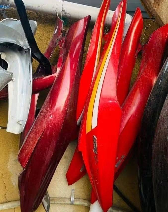 السلام عليكم، متوفر غراض تفصيخ بلادي مال pcx (بيسي  اكس) الجيل الاول فقط فقط مكاني بغداد شهداء البياع يوجد توصيل جميع المحافظات، رقمي *********** اي استفسار اتصال او مراسلة واتساب فقط غير متواجد ع الفيس ومتوفر تصليح وبلخدمة
