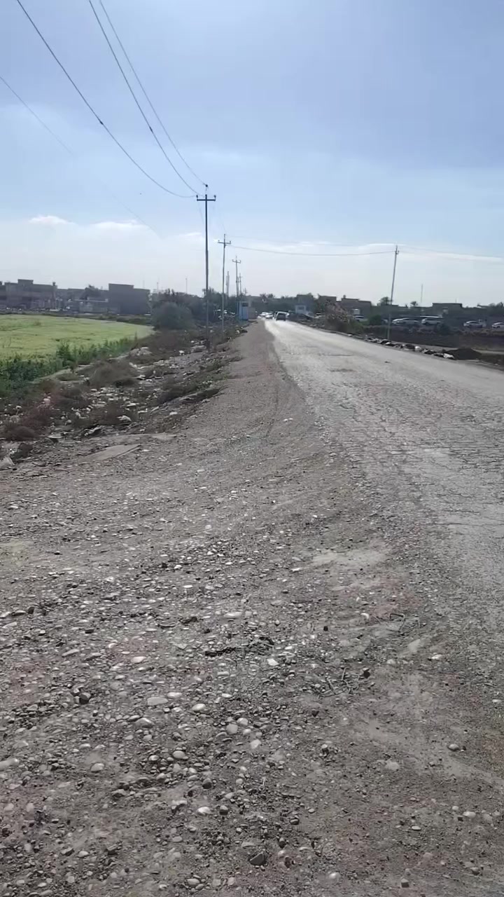 قطعه للبيع في واسط كوت منطقه البيضاء مساحه ٢٧٠ متر ركن على شارعين ٩ متر الوجهه ١٤ متر النزال ١٩ متر السعر اتصال على رقم ***********
