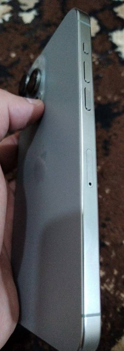 ايفون 15 برو ماكس تيتانيوم
بطارية:100

ذاكرة:٢٥٦

نموذج:ZA 

دبل سيم كارتونة الاصلي موجود

الجهاز جلخ مابي ووتر بروف ملحقات:
كفر اصلي اضافي، حماية كامرات اصلية..
ب ١٢٠٠
***********
***********
