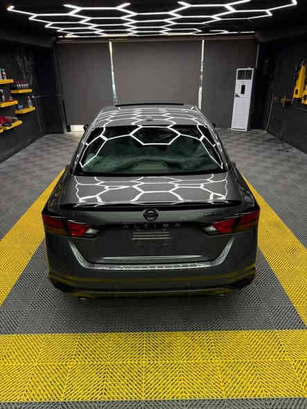 السلام عليكم شباب 
شلون الصحة 
التيما موديل 22  sr midnight  فول مواصفات
ماشية 82 الف كيلو متر
حادثها موضح بالصورة (سرقة فقط) الجاملغ مبدل نفس اللون وبس الدعامية مصبوغة فقط فقط 
السيارة حيل جديدة وايدي بيها من ادامة مستمرة قبل اسبوع سويت الها وتخم تاير جديد ايضا 
كير محرك مكفول 
رقم سليمانية بأسمي تحويل ثاني يوم او اذا تريد وكالة اني حاظر 
السعر 170    وبيها مجال 
مكاني حي الجهاد 
اتصال فقط ما ارد خاص ولا واتساب 

‭0772 915 5525‬
