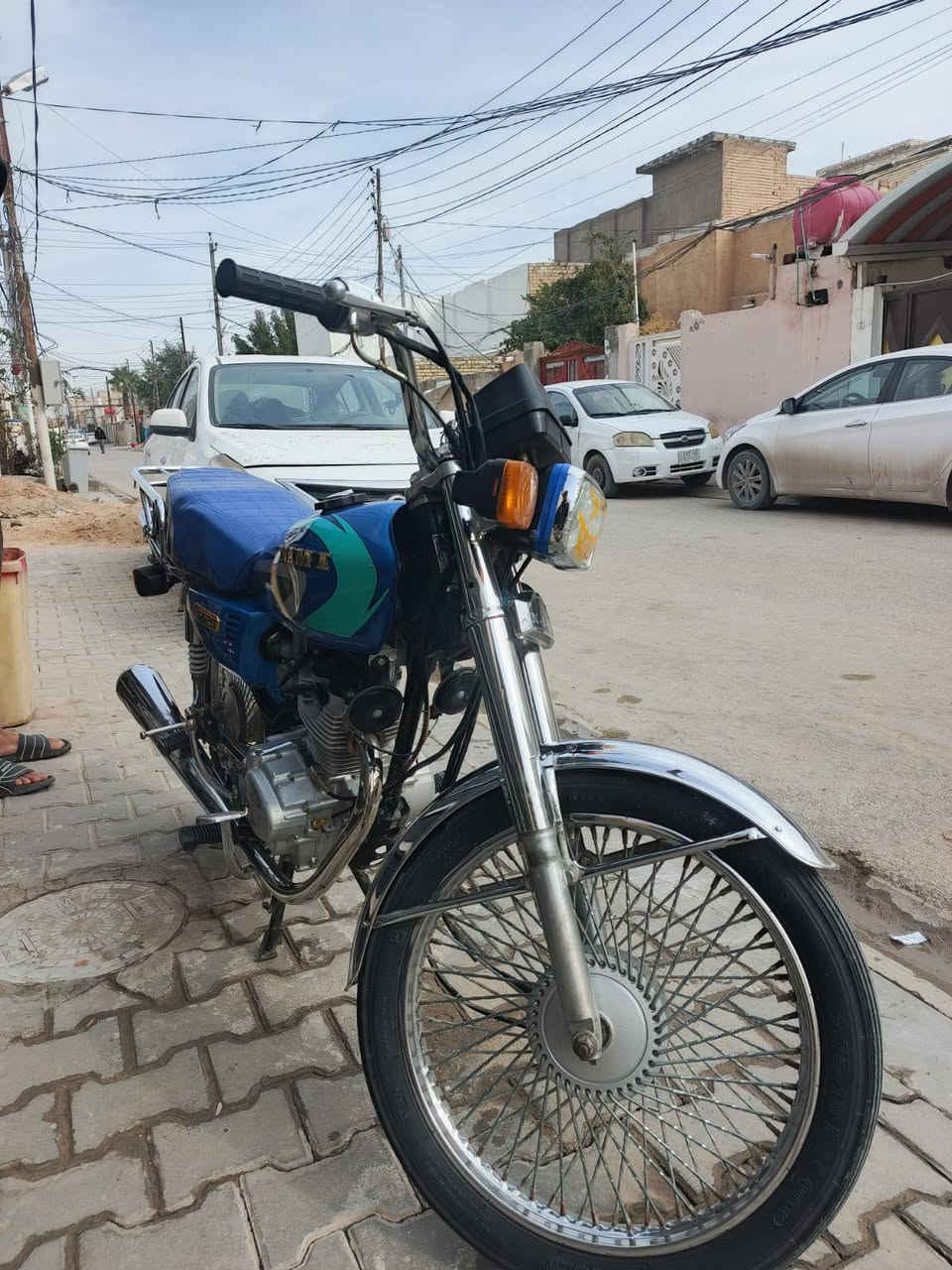 سلام عليكم اربعة كير للبيع مديل 2020 اصولي مكينة مفتوحة كهربائيات كلهة شغالة رايدهة ب٥٥٠وبيهة مجال  وكيلهة العارضي مكان نجف حي القادسية قرب فلكة المطار‏‪***********‬‏ عمي لحد يراسلني خاص رحمة للحسين ما ارد
