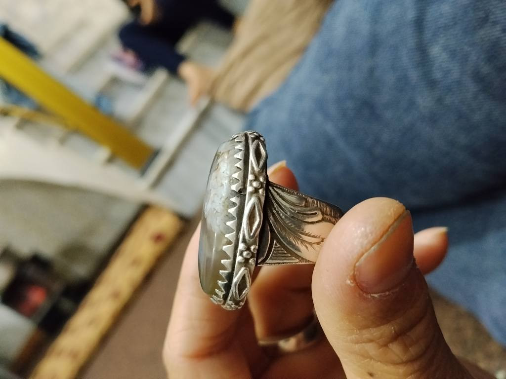 آلُـۜسـۨۚ(✋)ــِۖلُأمٌ ؏ـليۜـ(💜)ـكـۜم وݛحـٍّْـٍّْ⁽😘₎ـٍّْمهہ الًـًٍۖله   محبس كله ياقوت افريقي واصلي   والثاني يماني شجري ثقيل كربلاء حي العباس *********** كربلاء, العراق
