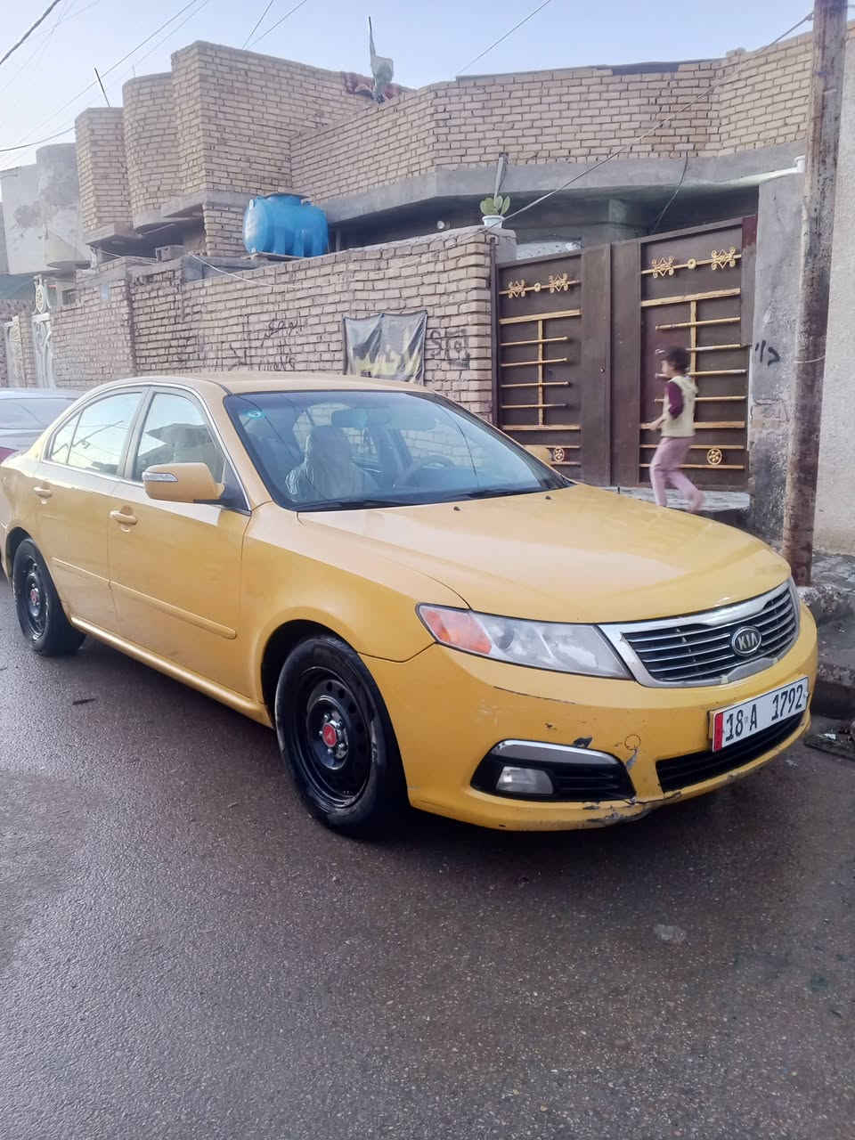 كيا اوبتما 2010 سنويه ل2030 رقم انكليزي مصفره من كلشي تخم تاير وحداديه جديده مكينه 2400 مفتوحه مكاني كون ***********
