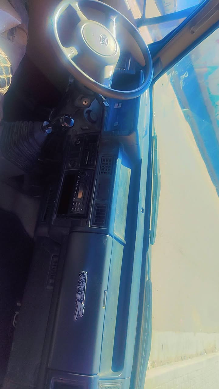 سلام عليكم...كيا بنكو موديل 1996 سياره جاهزه من كهربائيات 
محرك كير فوول شقل وطلع ورقم بشاصي تحويل موجود گبل عقد مروري ...مكان سياره اليوسفيه قصر الاوسط السعر 65$ وبيه مجال حك جيه ***********
