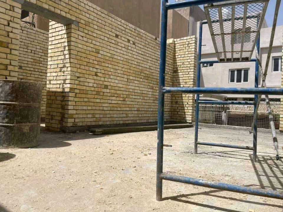 من أعمال كوادرنا المتميزة 👷🏻‍♂️🏗
تنفيذ وبناء الدور السكنية والمباني بمختلف المساحات
إشراف هندسي ودقة في التنفيذ وجودة بالمواد ( لاتنسى الاشتراك والمتابعه للصفحه
للاستفسار والتواصل:
📞 ***********
📞 ***********
