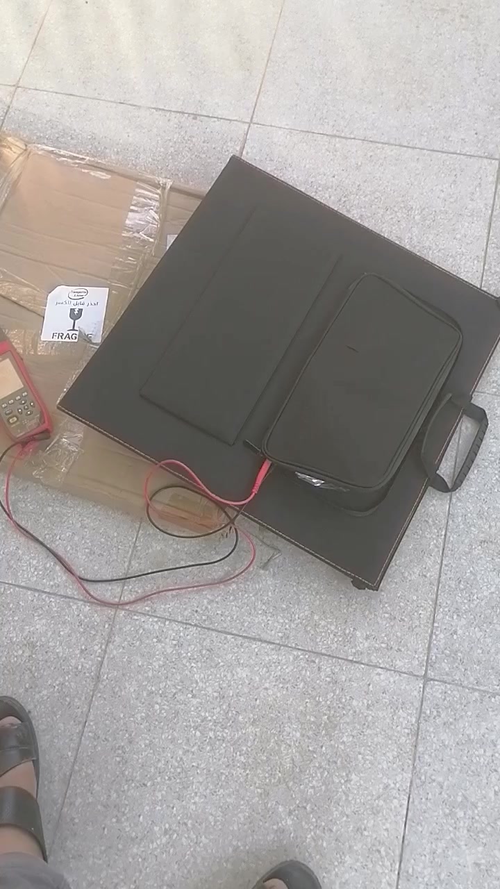 السلام عليكم لوح شمسي مكتوب عليها ٢٠٠واط بس شرحت بالفيديو


**إذا كنت صاحب هذا الإعلان وتريد حذفه لأي سبب، رجاءا أرسل رسالة إلى الدعم الفني**