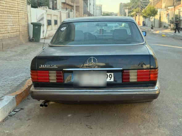 السلام عليكم
السعر ٦٥ ورقه وبيه مجال مستعجل ع البيع

 موضحلك هنا وبالصور طاكلك الكلشي
رقم بغداد

************************************************

مارسيدس جامبو 300se باب قصير

موديل 86  

مكينه وكير بلاديه جدد  وارد 

منظومة تبريد من المراوح والراديتر والبواري والفريز والكمبريسر  تبريد ثلج شرط مايبوخ 

حداديه خلفية جديده 100/100

حداديه اماميه جديده 100/100

تخم فلنجات جدد شادهن 

منظومة زنون السياره جاهزه

السياره حلوه ونصبته حلوه 

غرفته جلد حلوه مرتبه

السنوية لل27 بسم ولد صاحبي شرط التحويل

السلايت  عوزه بس سجج الموطور مالته شغال 

السياره شوفت عينك مكاني بغداد 

***********

***********
