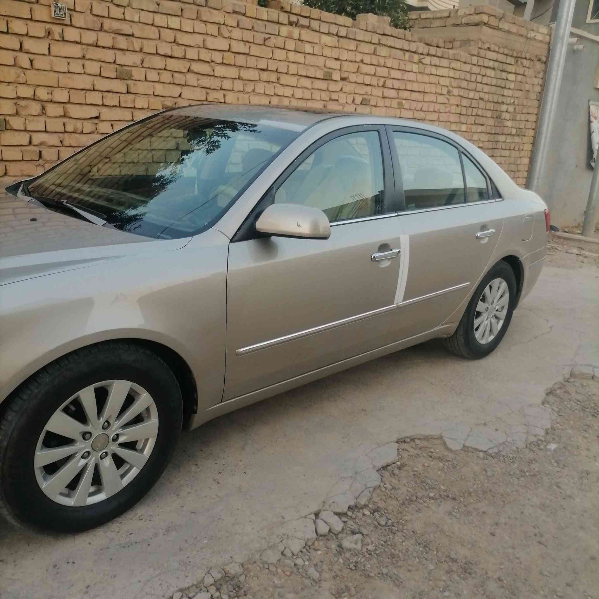 سوناته وارد امريكي رقم انبار موديل 2009 فول مواصفات ضرر جاملغ خلفي وصبغ باب وتبديل قبق جنطه كير ومحرك مكفولات صدر خلفي ومامي وتخم تاير تبريد ثلج جاهزه من كلشي سعر 110 وبيه مجال مكان سياره فلوجه  *********** /  ***********
