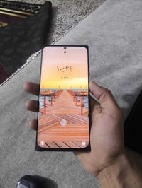 نوت ٢٠ الترا • ٢٥٦ • ظهر مكسور