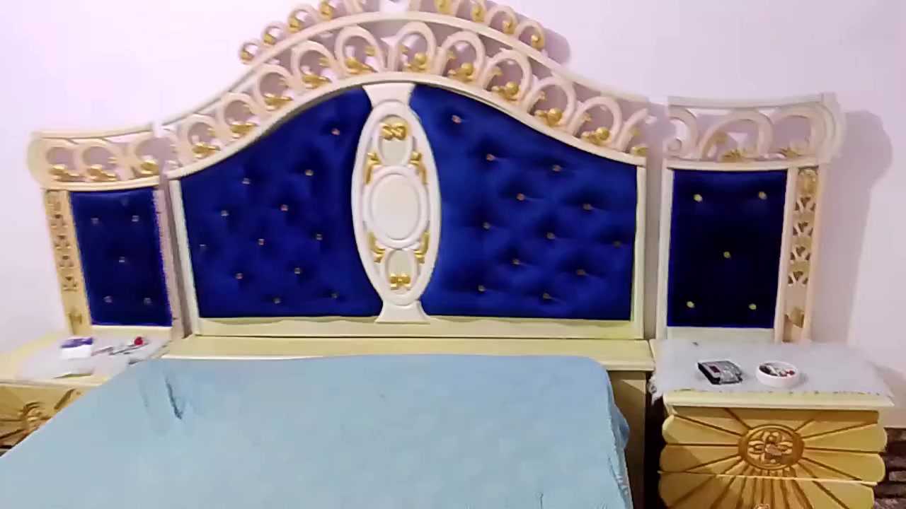 سلام عليكم حبايب غرفت نوم جديده وكلهه لدات لعنوان ناصرية زناويه سعر خاص ***********
