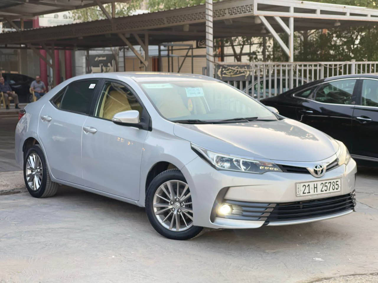 للبيع كورلا 2018 خليجي 
رقم سليمانيه وبأسمي 
مكفوله من كلشي 
مواصفات 
داخل اصفر 
محرك 16 برغي ممفتوح 
مانع انزلاق
كروز سرعة 
نظام SPORT
لد امامي زينون
لد خلفي 
السيارة هزة سنوية جديدة ورقم جديد 
تخم تايرات جديد عليها صدر جديد 
مكان السيارة ديالى -خانقين معرض الجزيره
وكالة + تحويل حاضر 
للاستفسار 
***********
***********
السعر142& وبيها مجال خناقين, ديالى
