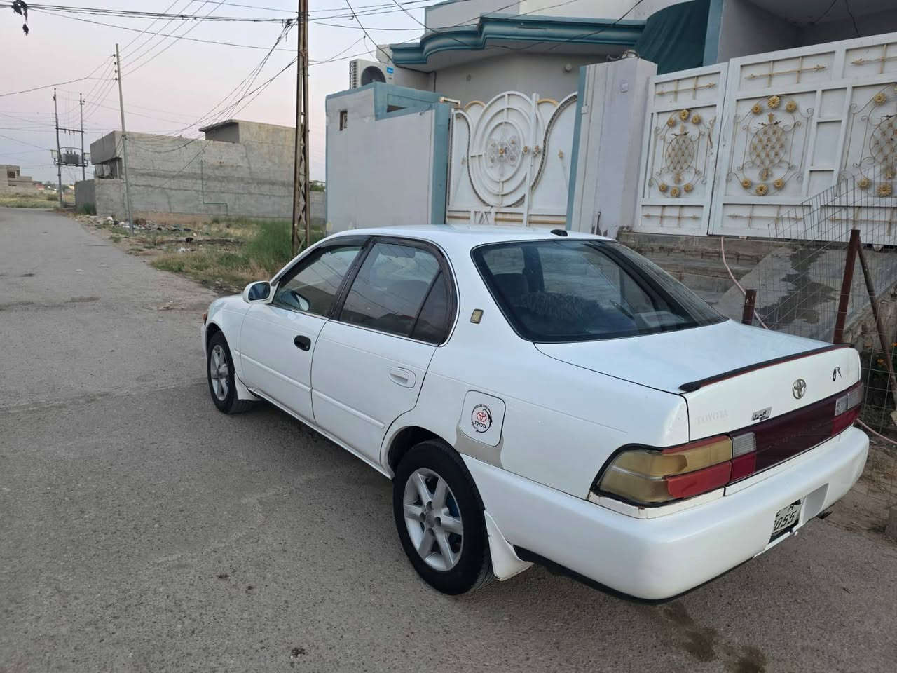 كورلا مديل 95
رقم اربيل شرط  تحويل 
   كير ومكينه مكفولات صدر جديد
 تخم تاير كهربيات كلها شغاله 
سياره عل بلاد فقط جامرلغ لخلفي بارد اربع صابع سياره لا صبغ ولا ضربه خير من الله مال جناي 
سعر 54 ورقه وبيها مجال 

مكان سياره ديالى شهربان المقداديه 

رقم الهاتف ***********
