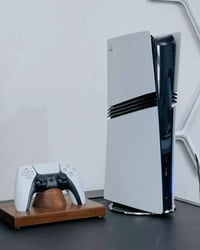 بليستيشن 5 برو • مهكر • ٢تيرا SSD