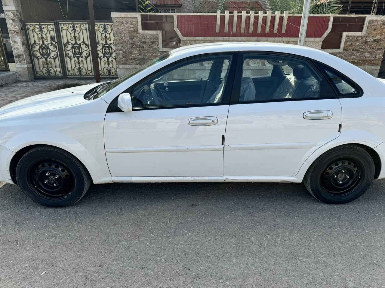 اوبترا 2012 الشركة العامة للسيارت ماشية 170 بيها  جاملغ وقبغ جنطة مبدل بدون دواخل سعرها 80$  للاتصال *********** بغداد الجديدة
