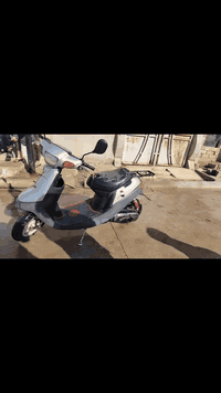 السلام عليكم هاذه مطور بوتين لبيع السعر من الخير 225و بي مجال قليل مكاني الموصل جانب  حي المامون يم المدرسه مال البنات اسم المدرسه الهجرتين وهاذه رقمي *********** النظافه كدام العين درع اصلي الشاصي اصلي كهربائيّ كله شقاله بس السلف ما يشتغل
