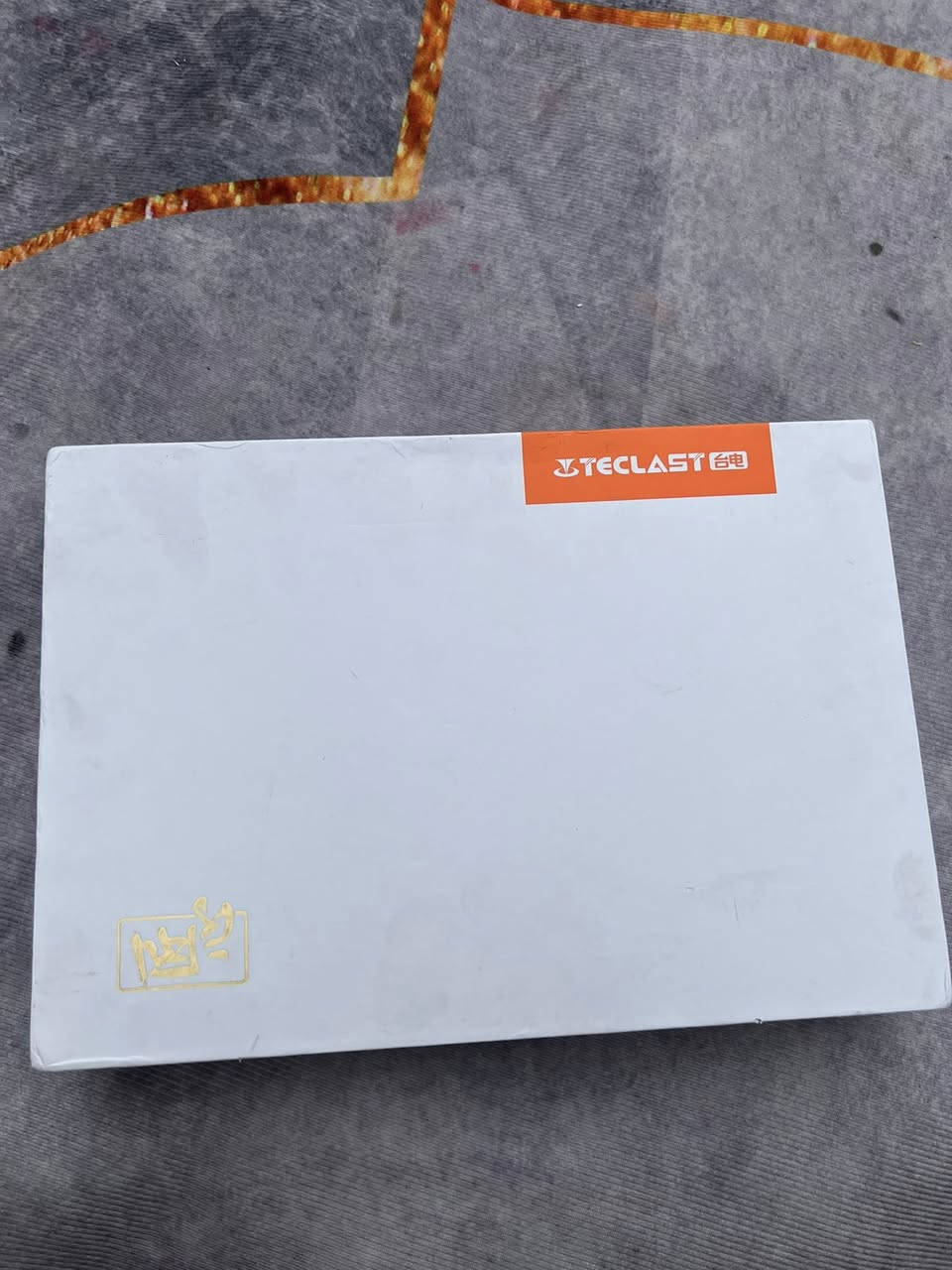 ايباد تيكلاست  المواصفات                              حجم الشاشة 13 انج                                       ذاكرة 256.                                                            رام 8GB.                                                                  معالج 60 فريم.                                                   يجي ويا حافظة ستاند وكيبل شحن 
خلي سعر باليرضي الله متوفر توصيل لكل العراق


**إذا كنت صاحب هذا الإعلان وتريد حذفه لأي سبب، رجاءا أرسل رسالة إلى الدعم الفني**