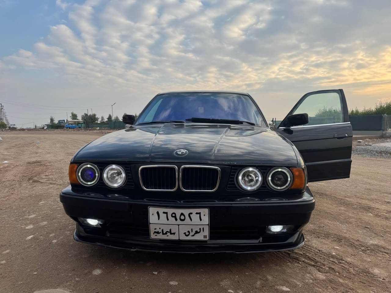 525بیلادی تۆماتیک کێرو مەکینە بەشەرت یەک دینار مەسروفی تێدا نیەسلایت کوشین کارەبای تەبرید جام  کارەبای پێشو پشتی لێدانی نیە روبەرو بیبینە زۆر لەو وێنانە جوانترە /شوێن هەولێر /رەقەم*********** أربيل, العراق
