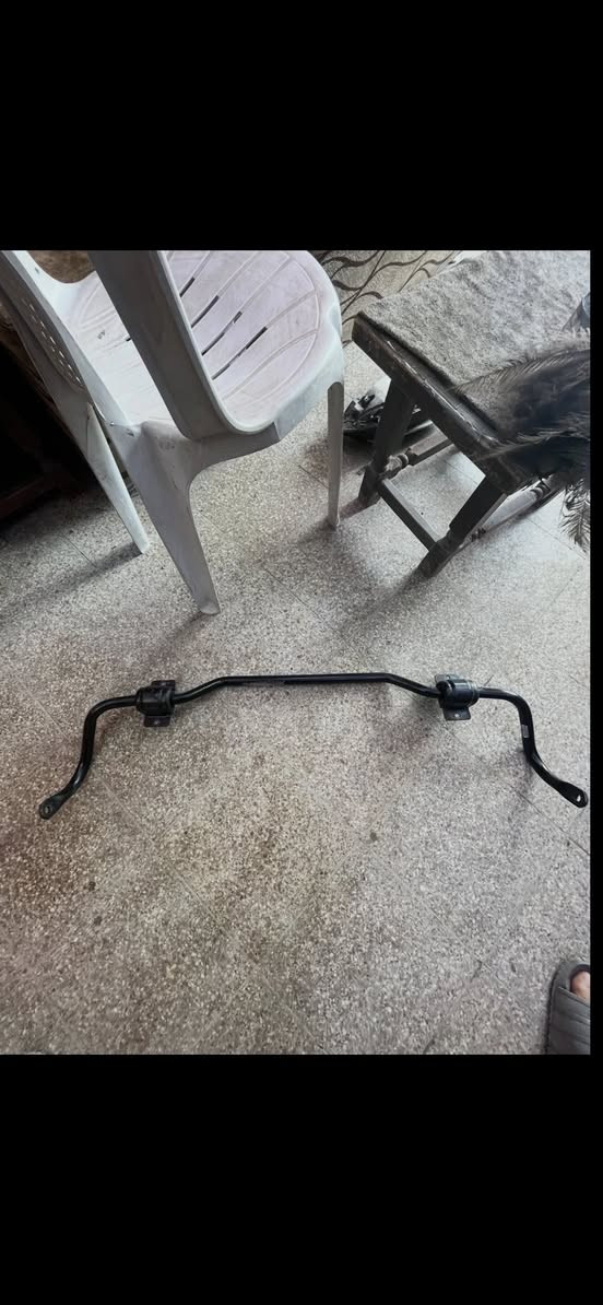 غراض كمارو 2016/2017/2018
مشط كمارو اصلي 100 الف 
رباط امامي 50  الف 
درع امامي 35 الف 
عنواني بغداد المنصور الداوودي 
***********
