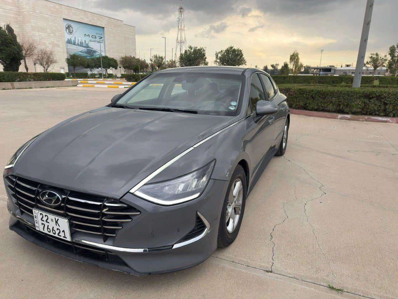 2021 2.5 SE٣پارچەی هەیە و سقفی کلێرە، ١٥٨ هەزار ڕۆشتوە بێ ئایرباگ
 ڕەقەم هەوڵێر 
140$ مجال 

2021 فئة 2.5 SE
 السيارة٣ قطع وسقفها كلير
ماشية 158 ألف
بدون إيرباگ
رقم أربيل
السعر 140 مەجال
0750 448 3125 
0770 132 8903
