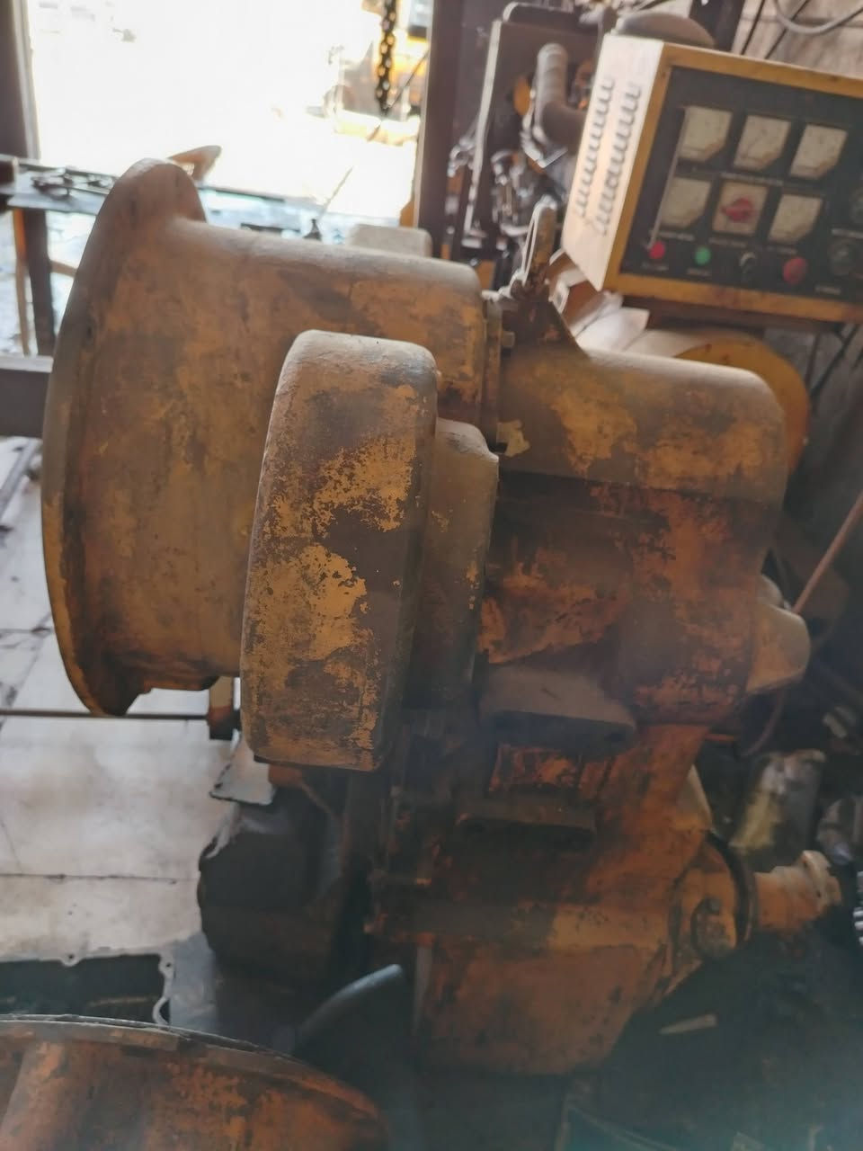 كيرات شفل كاوسكي للبيع حجم ٨٠ و٧٠ و٦٥ بمات رفع مشي كنترول كير للاستفسار الاتصال ***********
