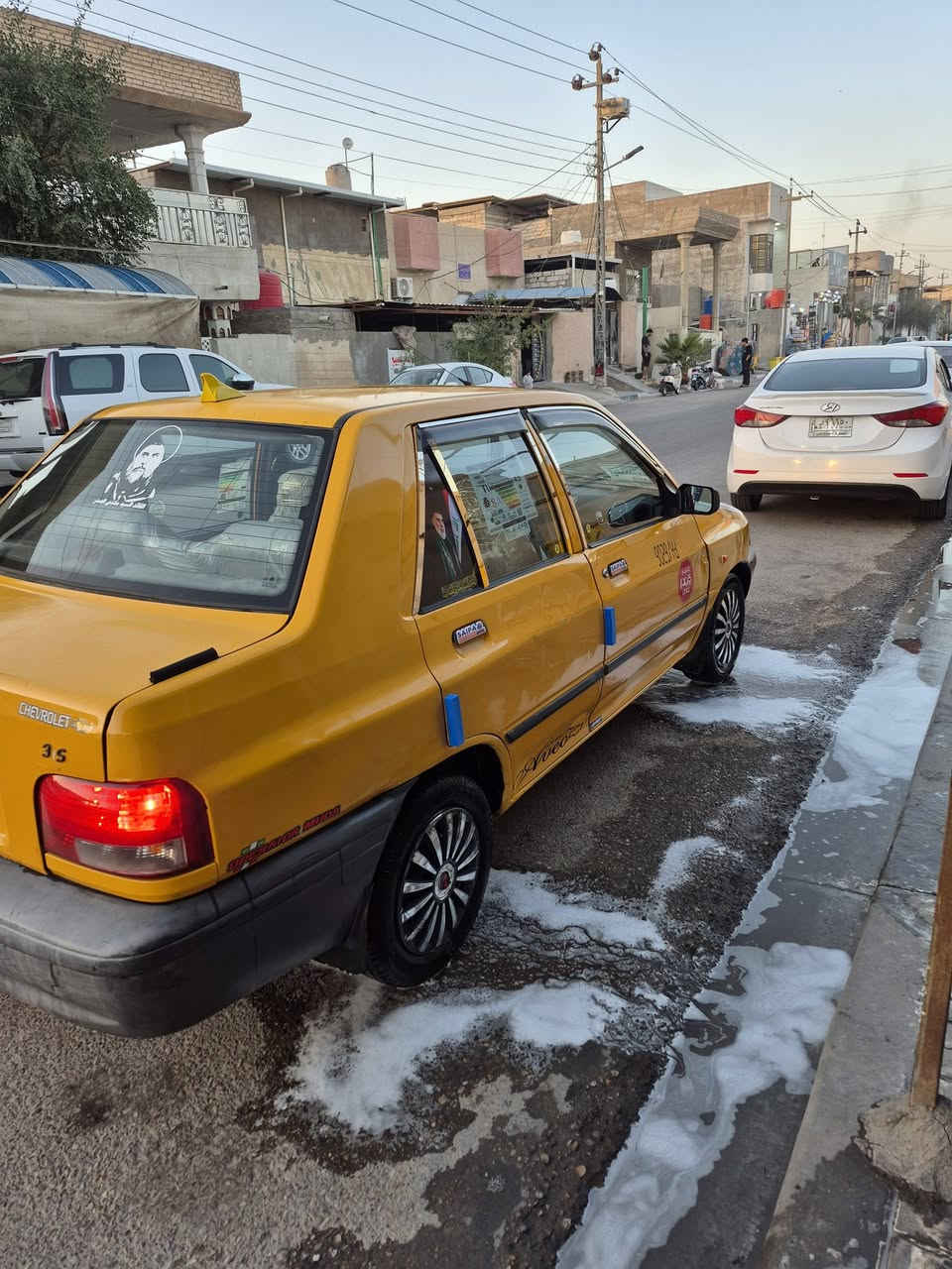 سايبة 2018 مكفولة ومصفرة مكينه وكير جدد سيارة جديده ومتعوب عليها احلة من صور مكفولة من ضربة سعره 35 مكاني بصرة قبلة مكلف بنشر هاذ رقم صاحبها ***********
