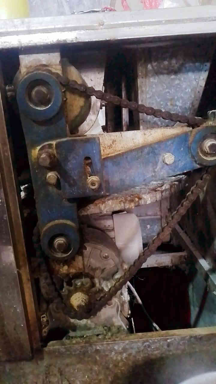 سلام عليكم ورحمة الله
شناكة للبيع
العنوان ديالى بلدروز
السعر 550 وبيها مجال
للاستفسار الاتصال على الرقم
***********
