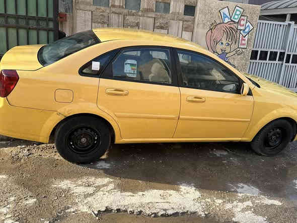 سلام عليكم  أوبترا موديل 2012 كير ومحرك مكفول تبريد شغال بنيد مبدل السعر ٦٠$وبيها مجال مكان الدوره ***********
